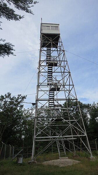 File:Warwick Fire Tower.jpg