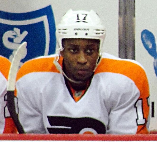 File:Wayne Simmonds 2011-12-29.JPG