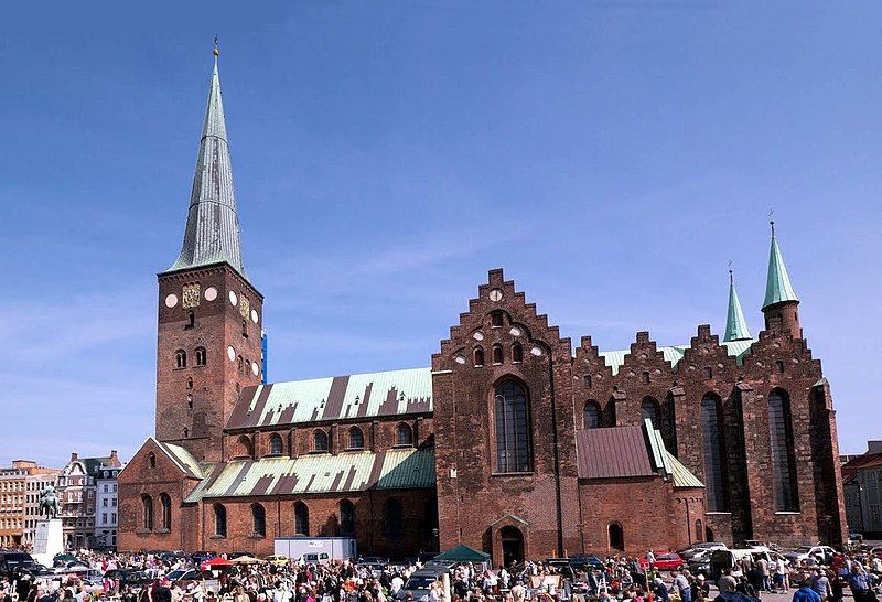 File:Århus Katedral2.jpg