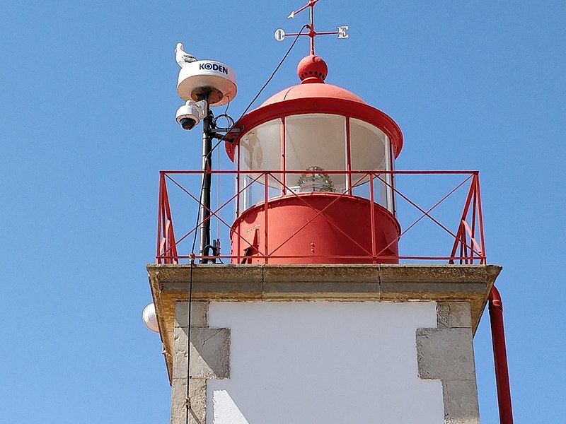 File:AltarLighthouse1.jpg