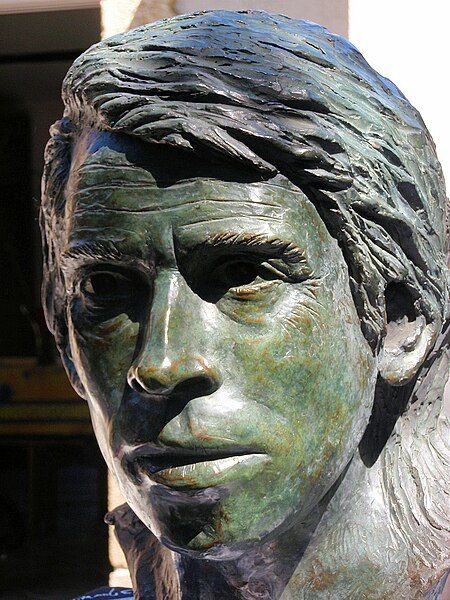 File:BREL buste bronze.JPG