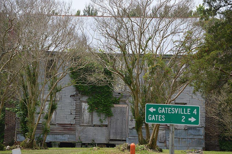 File:Buckland abandoned house.jpg