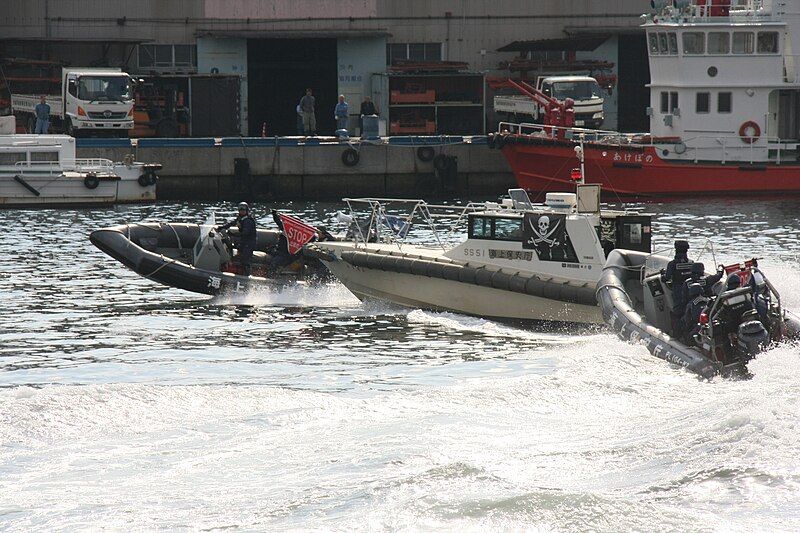 File:DrillOfJapanCoastGuardinKobe.JPG