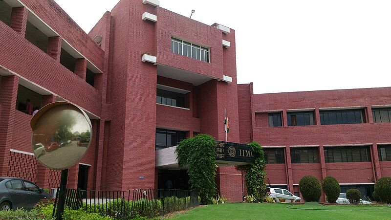 File:IIMC New Delhi.jpg