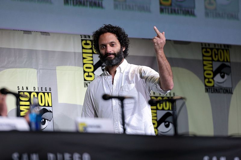 File:Jason Mantzoukas (27974248644).jpg