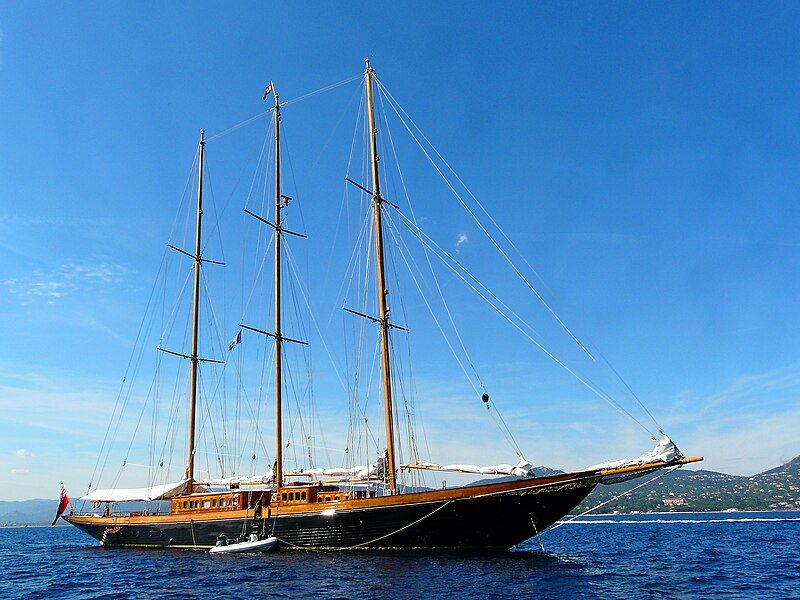 File:Le yacht Creole.jpg