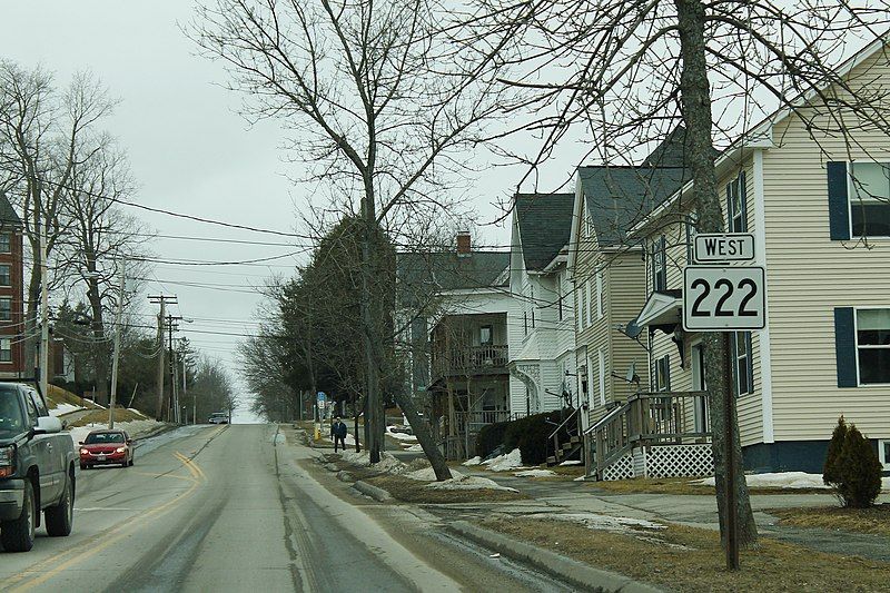 File:ME222wRoadSign-Bangor (35145752531).jpg