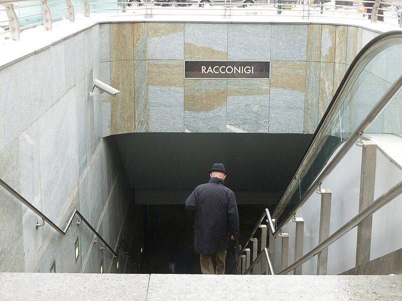 File:MetroTorinoRacconigi.JPG