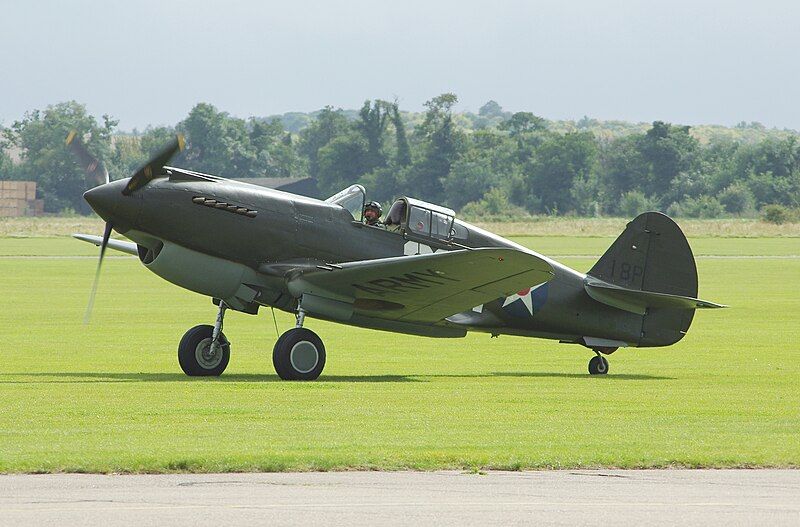 File:P-40B G-CDWH.jpg