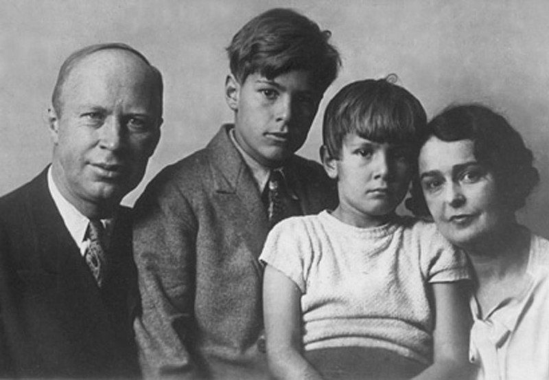 File:Prokofiev familly.jpg