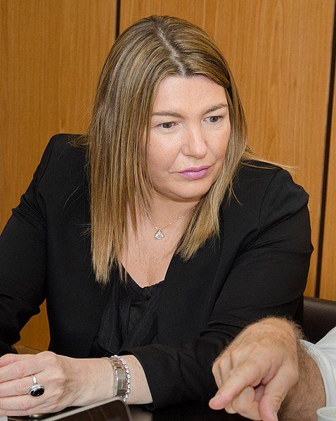 File:Rosana Bertone (cropped).jpg