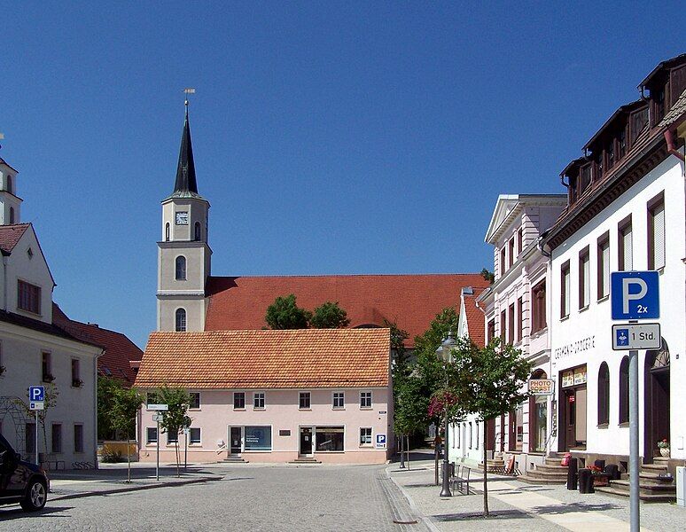 File:Rothenburg OL Kirche.jpg