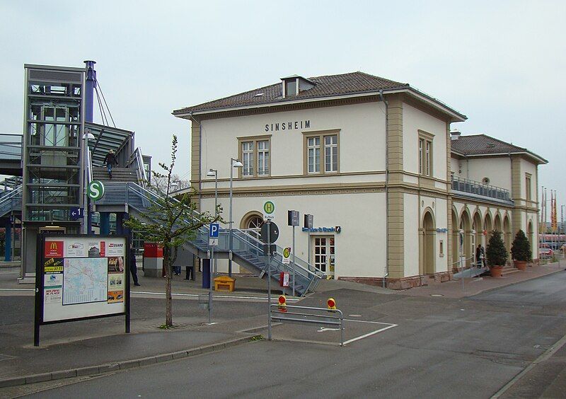 File:Sinsheim-hbf-2012.jpg