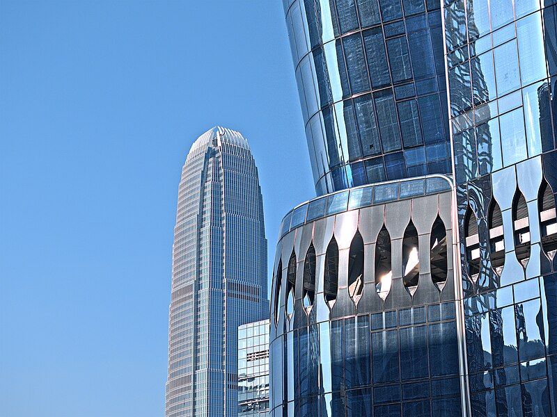 File:Sky Garden 空中花園.jpg