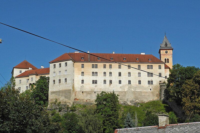 File:Vimperk-Schloss-2.jpg