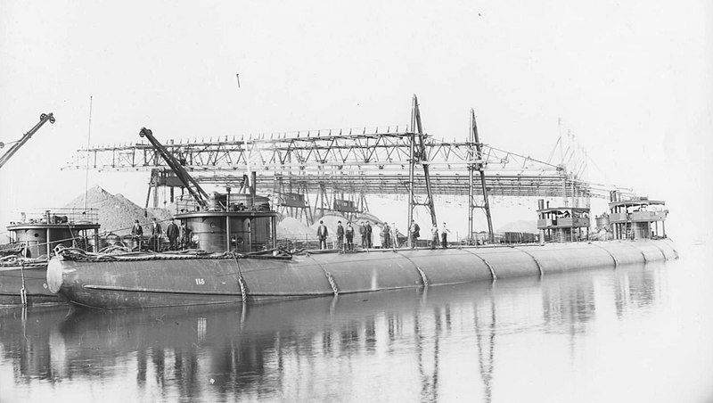 File:Whaleback Barge 115.jpg