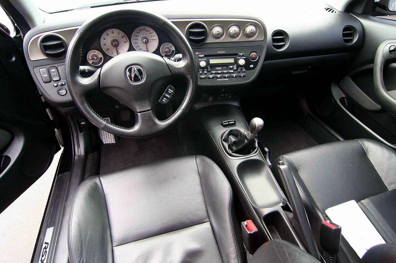 File:2004AcuraRSXSInterior.jpg