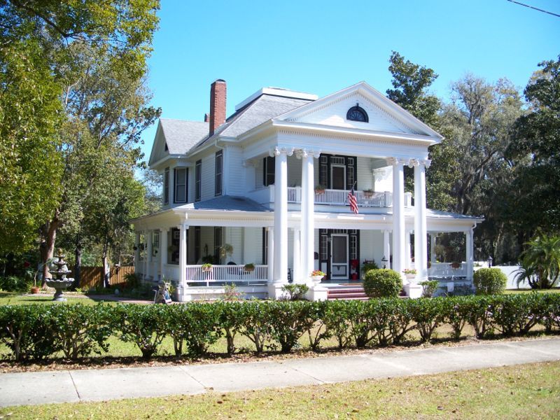 File:Brooksville Hist Dist04.jpg