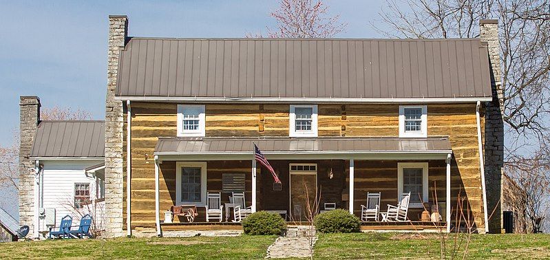 File:Brown-Chenault House.jpg