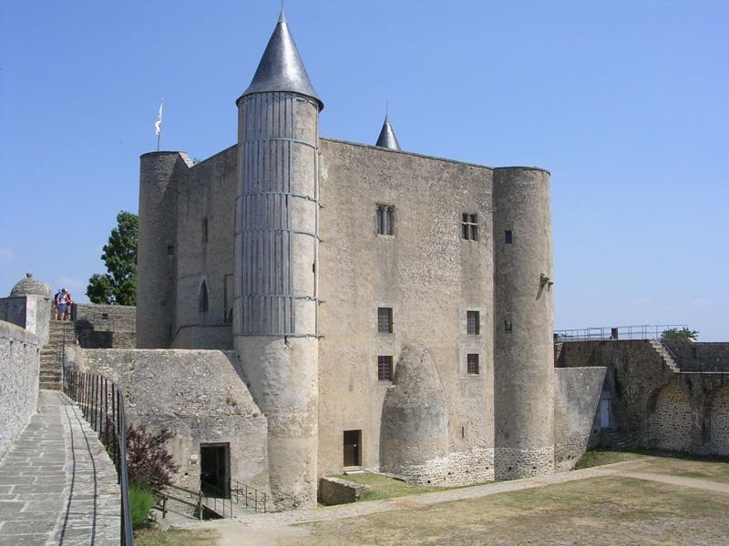 File:Chateau Noirmoutier 66.JPG