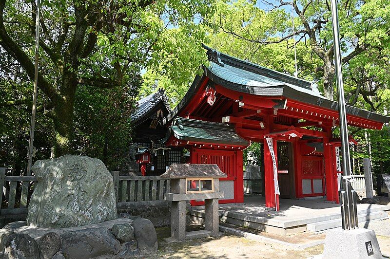 File:Ifuribe shrine.jpg