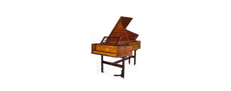 File:Roger Mirrey Piano.png