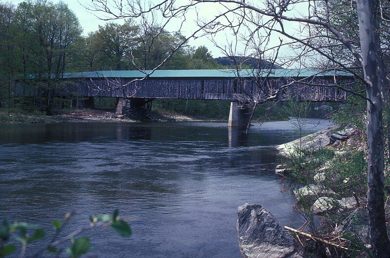 File:SCOTT COVERED BRIDGE.jpg