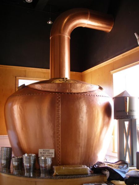 File:ShinerBrewKettleOld.JPG