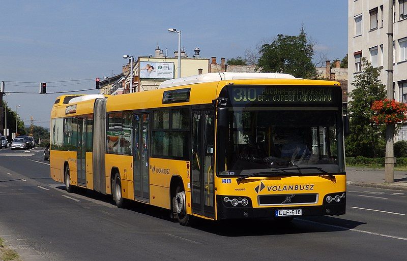 File:310-es busz (LLF-516).jpg