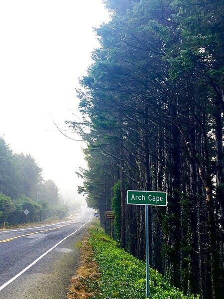 File:Arch Cape Oregon.jpeg