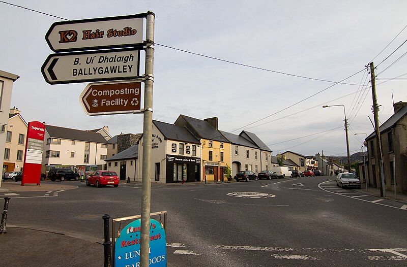 File:Ballysadare-town1.jpg