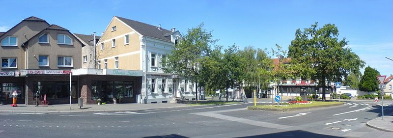 File:Bochum-Eppendorf Zentrum.jpg