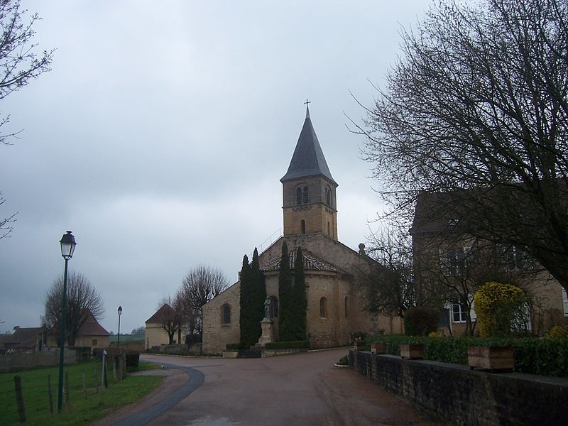 File:ChamplecyChurch.JPG