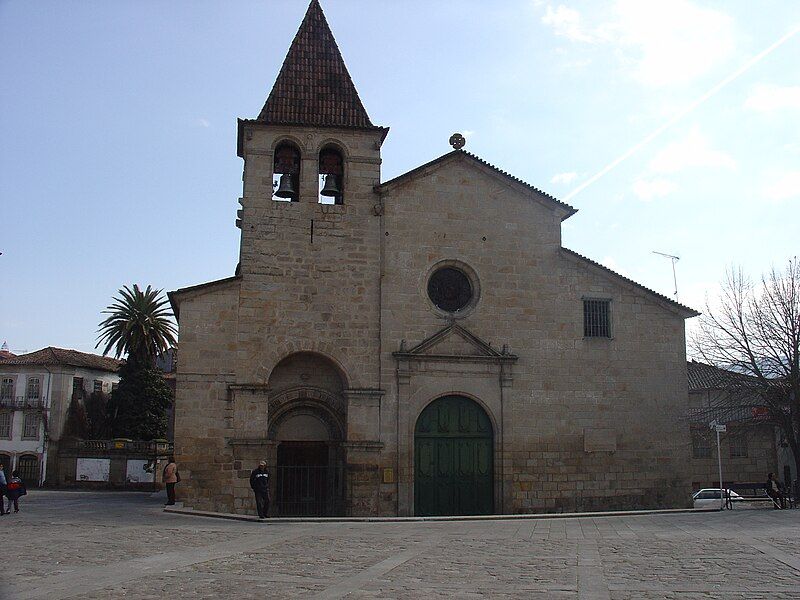 File:Chaves-Igreja Matriz.JPG