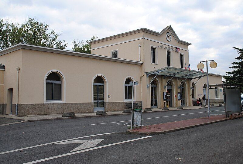 File:Gare d'Amboise.jpg