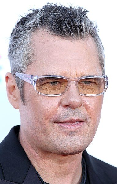 File:INXS (15856454456).jpg