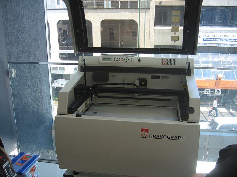 File:Laser Engraving Machine.jpg