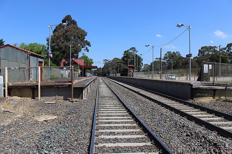 File:Macedon Railway Station.jpg