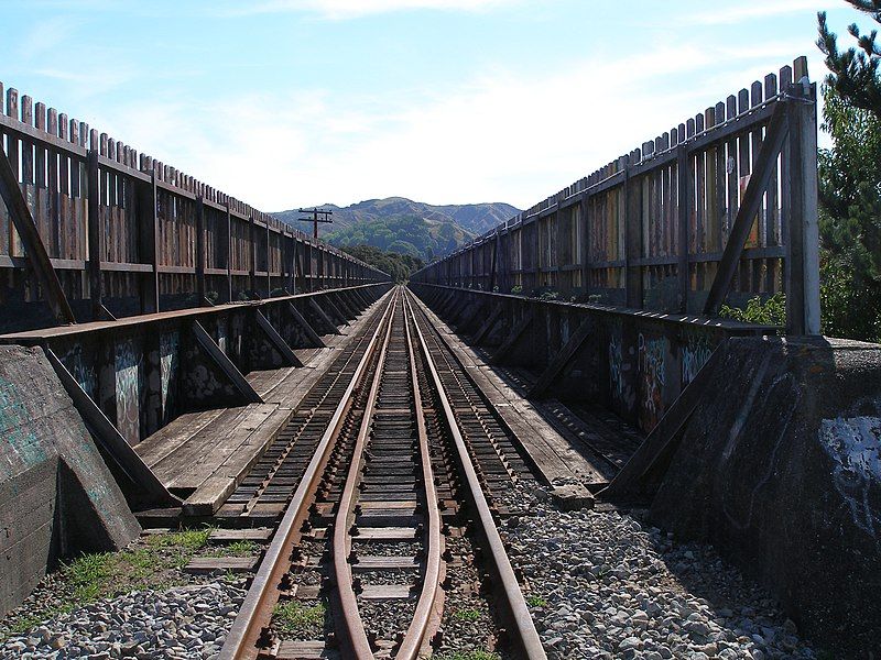 File:Mohaka viaduct deck.jpg