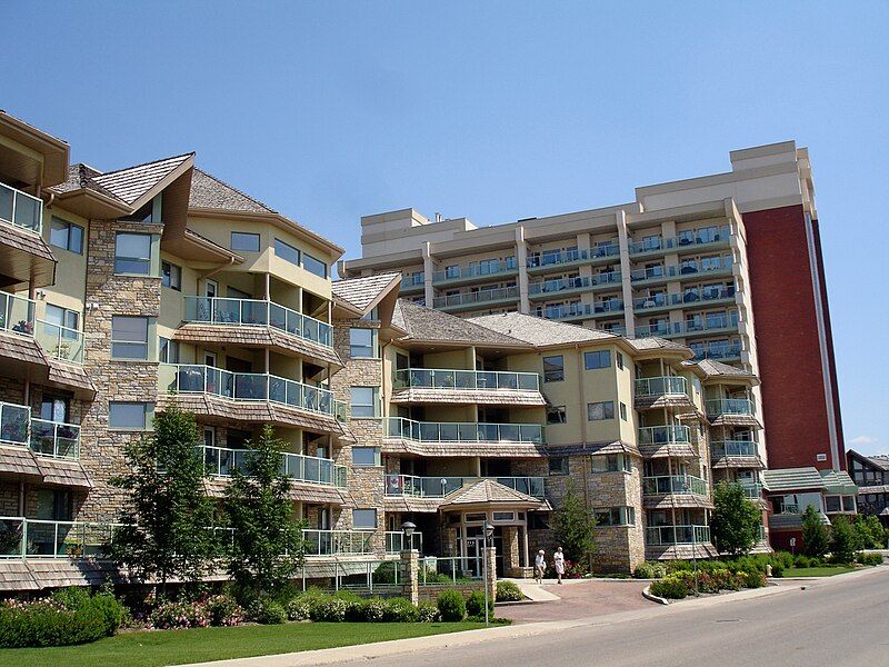 File:Nutana-SC-Highrises-1.jpg