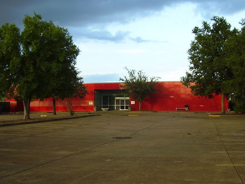 File:OldFrankLibraryHoustonTX.JPG