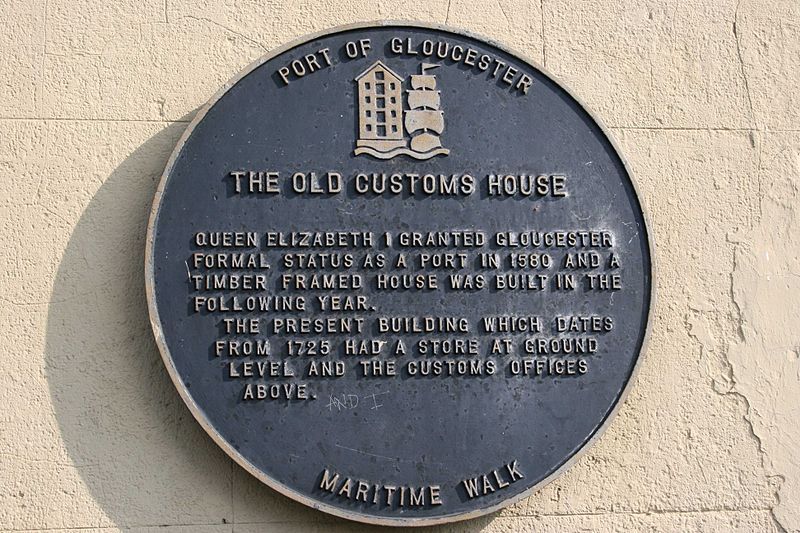 File:Oldcustomshouseplaque(GloucesterEngland).jpg