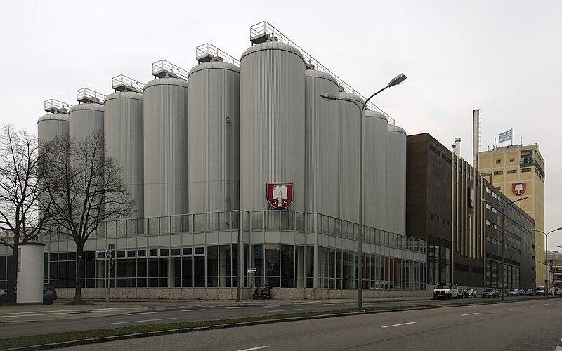 File:Spaten-Franziskaner-Braeu factory.jpg