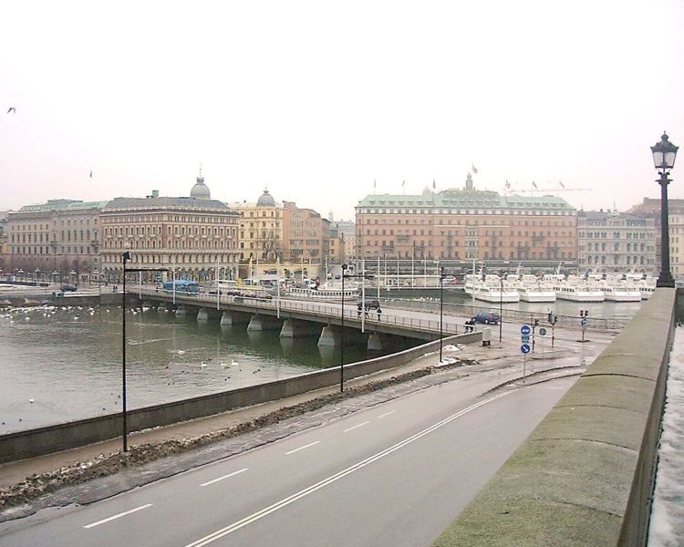 File:Strombron March 2007.JPG