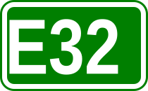 File:Tabliczka E32.svg