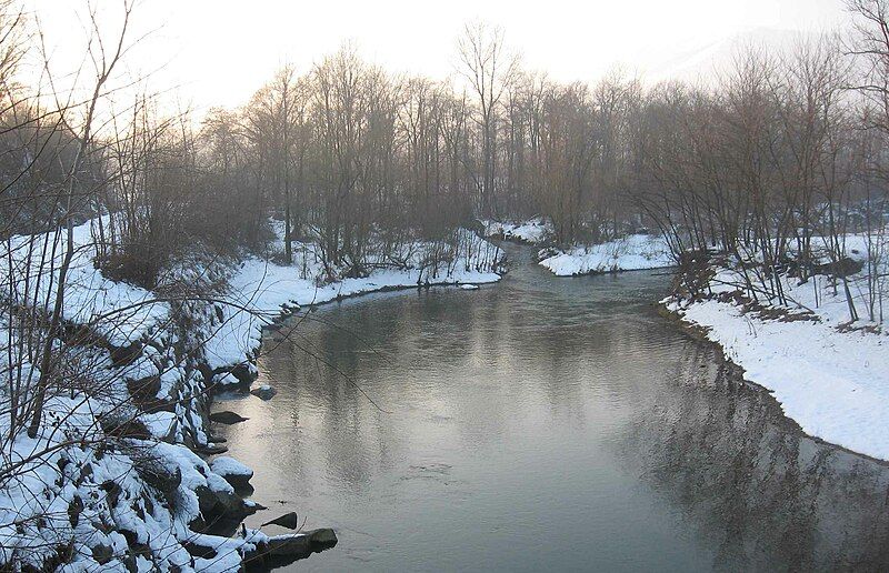 File:Torrente Ceronda.jpg