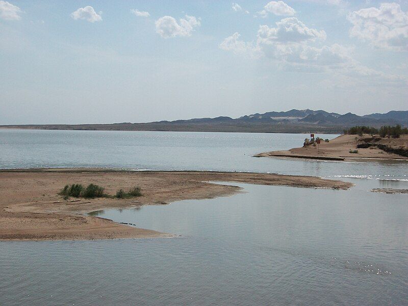 File:紅崖山水庫一景-1.JPG