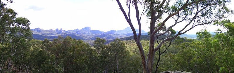 File:3 Warrumbungles 1.jpg