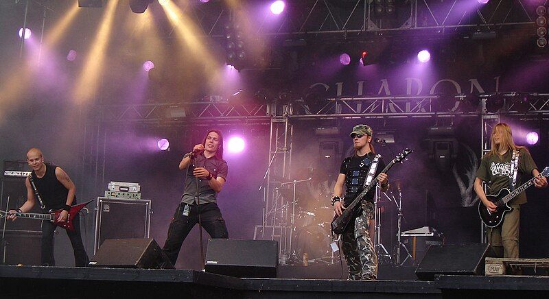 File:Charon nummirock 2006.jpg