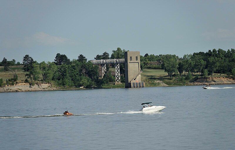 File:Kanopolis Dam.jpg